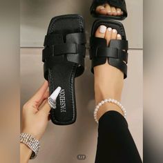 New In Packaging Chic Black Toe Post Flip Flops, Trendy Black Vacation Sandals, Black Summer Sandals For Day Out, Black Round Toe Sandals For Day Out, Black Leather Sandals For Day Out, Chic Black Slide Sandals, Chic Black Leather Flip Flops, Popular Sandals, Women Casual Flats