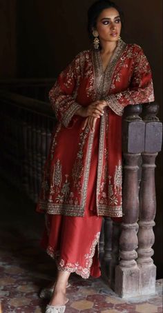 Heavy Suits For Wedding, Wedding Outfit Pakistani, Pakistani Salwar Suits, Bridal Store, Casual Indian Fashion, Stylish Short Dresses, Outfit Wedding