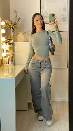 Outfit Trends, Simple Trendy Outfits, Cute Everyday Outfits, Cute Simple Outfits