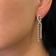 For Sale on 1stDibs - Natural diamond double row drop earrings in 18K white and rose gold. This elegant pair of earrings designed by Piero Milano features two Long Rows of diamond. Long Earing Designs Gold, Diamond Earrings Long, Long Diamond Earrings, Double Earrings, Diamond Drop Earrings, Diamond Drops, Round Earrings, Long Earrings, Designer Earrings