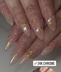 Astral Nail Art, Gold Sun Nail Art, Brown Celestial Nails, Astronomy Nails Acrylic, Jewels On Nails Ideas, Apollo Inspired Nails, Gold Sun Nail Design, Ethereal Acrylic Nails, Golden Sun Nails