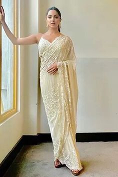 White saree with sequin, thread embroidery in floral pattern and scallop border. Paired with jaal embroidered blouse. - Aza Fashions Cotton Sarees Handloom, Dhoti Saree, Tulle Embroidery, Ruffle Saree, White Saree, Drape Saree, Lehenga Saree, White Tulle, Banarasi Sarees