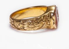 Antique Agate Intaglio Men's Ring.Exquisite men's 18K yellow gold ornate floral accents shield shaped agate intaglio ring by Gustav Manz. Size 11.25. Antique Vintage Rings Vintage Men Jewelry, Vintage Rings Men, Antique Mens Rings, Fairytale Engagement Rings, Wax Seal Ring, Intaglio Ring, Gold Shield, Mens Jewellery, Old Rings