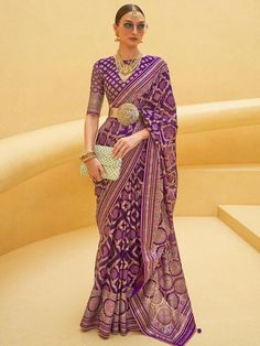 Party Wear Purple Zari Woven Brasso Organza Saree - VJV Now Purple Banarasi Saree, Saree Floral, Purple Saree, Latest Kurti, Organza Blouse, Floral Work, Kurti Designs Latest, Elegant Attire, Lehenga Collection