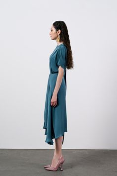 If you are looking for an elegant, elegant but equally luxurious and noble design, this will be an item you cannot ignore. *Note:Processing time takes 5-8 working days (NOT including shipping time). Product Details - Product type: Midi Dress- Material: Silk- V-neck - Long flap - Short sleeves - Asymmetric draped skirt - Back zipper- Length: 104-106cm Size & Fit - Model wears size: M- Model measurement: 172cm Care Instruction - Hand-washed products.- Do not soak the product.- Do not use chlorine Ariel Dress, Mean Blvd, Draped Skirt, Silk Midi Dress, Asian Style, Womens Midi Dresses, Dress Materials, How To Take Photos, Ariel