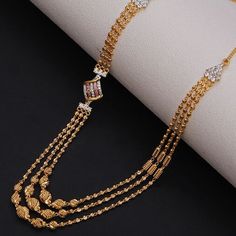 "Timeless Elegance: Custom Locket Pin Designs" Step Chains Designs, Long Gold Chain Designs For Women, Step Chains In Gold Indian, Long Chain Designs Gold, Step Chain, Mala Design, Gold Jewelry Simple Necklace, Gold Necklace Indian Bridal Jewelry