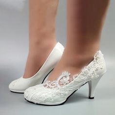 Bridal Shoes Elegant, Lace Wedding Heels, Lace Wedding Shoes, Shoes Elegant, Wedding Shoes Lace, Womens Wedding Shoes, Wedding Heels, House Wedding, Shoes Lace