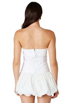 Indulge in sophisticated elegance with our Kira Top in classic white. This bandeau design features delicate pleating and a strapless, sleeveless silhouette for a timeless look. Elevate your wardrobe with this versatile and luxurious piece. bandeau top sleeveless | NIA Women's Kira Top in White, Size Large White Feminine Bandeau Tube Top, Chic White Ruffled Tank Top, White Strapless Feminine Top, White Feminine Bandeau Top, White Sleeveless Bra-friendly Tube Top, Elevated Basics, Swim Fashion, Beauty Sale, Top Sleeveless