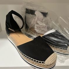 Brand New Never Worn Gibson Latimer Casual Black Espadrilles With Textured Sole, Black Closed Toe Sandals For Outings, Chic Black Espadrilles With Textured Sole, Chic Black Espadrilles With Woven Sole, Black Casual Espadrilles With Woven Sole, Casual Black Espadrilles With Woven Sole, Comfortable Black Slip-on Espadrilles, Black Round Toe Espadrilles For Beach, Black Wedge Heel Espadrilles For Vacation