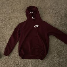 Size Small Never Worn Only Able To Accept Venmo As Payment Nike Hoodie With Kangaroo Pocket For Fall, Nike Casual Long Sleeve Hoodie, Nike Casual Hoodie For Fall, Nike Long Sleeve Hoodie For Fall, Nike Red Athleisure Hoodie, Nike Hoodie With Drawstring Hood For Fall, Nike Fall Hoodie Sweatshirt, Nike Hoodie Sweatshirt For Fall, Nike Red Casual Hoodie