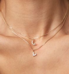 This darling heart necklace is dainty enough to wear as your everyday stack or dress up with other favorites. A perfect gift to give new moms, your partner, or your best friend.
Length: 18" gold filled chain
Charm: 10mm gold plated pendant