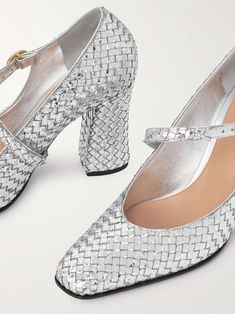 Bottega Veneta Shoes, Silver Pumps, Bottega Veneta Intrecciato, Mary Jane Pumps, Leather Weaving, Beauty Sets, Mid Heel, Ski Wear, Metallic Leather