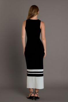 Unleash your inner fashionista with our Knit Block Maxi Dress. This stunning dress features a flattering maxi length, perfect for any occasion. Crafted with a luxurious knit fabric, the dress feels soft and comfortable on the skin. The bottom color block design adds a touch of elegance to the dress, while the side slit adds a hint of boldness. This versatile dress can take you from day to night effortlessly. Don't just blend in, stand out in our Knit Block Maxi Dress. Shop now and be the talk of Knitting Blocking, Knitwear Trends, Strapless Bodycon Dress, Color Block Design, Knit Bottom, Tweed Dress, Leather Dresses, Heat Styling Products, Versatile Dresses