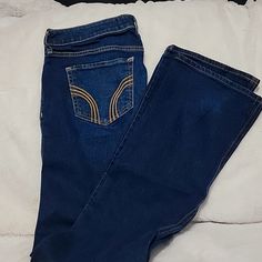 Never Worn, Hollister Dark Blue Jeans, Bootcut Blue Jeans Bootcut, Jeans Hollister, Dark Blue Jeans, Jeans Bootcut, Hollister Jeans, Jeans Women, Jeans Color, Colored Jeans, Bootcut Jeans