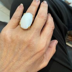 Beautiful Rivka Friedman 18k Gold Clad Agate Ring. Size 7 New Never Worn Elegant Gold Moonstone Ring With Natural Stones, White Oval Cabochon Moonstone Ring, White Cabochon Moonstone Ring In Fine Jewelry Style, Fine Jewelry White Cabochon Moonstone Ring, White Cabochon Moonstone Ring Fine Jewelry, White Cabochon Moonstone Ring For Formal Occasions, Classic White Cabochon Opal Ring, Classic White Jewelry With Gemstone Accents, White Oval Cabochon Jewelry With Large Stone