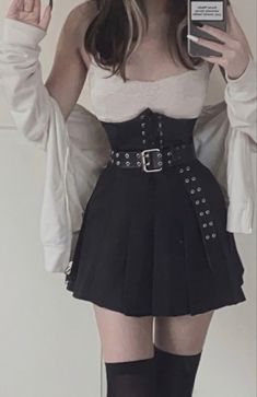 Plus Size Underbust Corset Outfits, Halloween Costumes Girl, Aesthetic Girl Drawing, Girls Halloween Costumes, Boss Aesthetic, Girl Halloween Costume, Girls Halloween Outfits, Girls Costumes, Corset Outfit