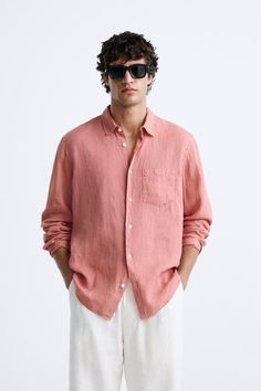 100% LINEN SHIRT - White / Gray | ZARA United States White Shirt Outfit Men Casual, Pink Mens Outfit, Linen Polo Men, Pink Outfit Men, Linen Outfits For Men, Linen Outfit Men, Zara Men Outfits, Pink Shirt Outfit, India Fashion Men