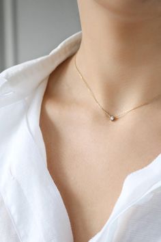 Moyenne Crystal Necklace Delicate Necklace with Cubic | Etsy Delicate White Diamond Necklace For Everyday, Minimalist White Diamond Necklace With Delicate Chain, Everyday Diamond White Clavicle Chain Necklace, White Diamond Necklace With Delicate Chain, Minimalist Style, Delicate White Diamond Necklace With Clavicle Chain, Delicate Diamond Necklace With Adjustable Chain For Everyday, Everyday Minimalist Diamond Necklace, Minimalist Diamond Necklace With Delicate Chain For Everyday, Everyday Minimalist Diamond Necklace With Delicate Chain