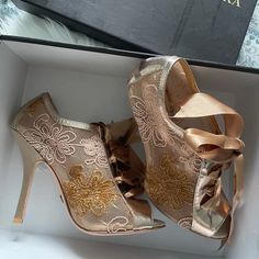 Never Worn And In Perfect Condition! You Can See The Tag Still On The Bottom. Comes New In Box! Perfect Bootie To Dress Up An Outfit But Stay Comfortable! You Can Only Find These In Black Right Now! Gold Is Very Rare! Badgley Mischka Shoes, Golden Girl, Badgley Mischka, Olaf, Shoes Heels Boots, Very Rare, Bootie, Shoes Women Heels, Heeled Boots