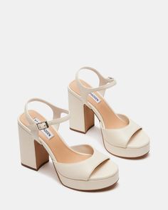 AMY Bone Leather Platform Block Heel | Women's Heels – Steve Madden Platform Heels Short, Shoes For Women Aesthetic Heels, Champagne Bridesmaid Shoes, White Platform Heels Outfit, Blue Block Heels Wedding, Simple White Heels, Grad Heels, Heels Graduation, Heel Aesthetic