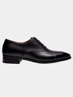 Editor's NotesThese classic oxford shoes feature a sleek and dressy silhouette so versatile for styling from smart casual to a formal look. They're crafted from high quality Italy cow leather, and fitted with comfortable latex cushion.- Almond cap-toe- Lace-up- Leather upper- Leather lining- Latex cushionMeasurements (in.)- Size: KR230mm - KR290mm- Heel Height: 1.0 in.-1.4 in.- Fits true to sizeComposition & Care- Upper: Cow leather- Lining: Leather- Outsole: AC signature green casta sole- I Classic Wingtip Oxford Shoes For Business, Modern Oxford Lace-up Shoes For Formal Occasions, Classic Wingtip Oxford For Business, Classic Fitted Oxford Lace-up Shoes, Business Wingtip Oxford With Leather Sole, Brogue Lace-up Shoes In Calf Leather For Business, Classic Oxford Lace-up Shoes With Rubber Heel Cap, Timeless Oxford Shoes For Business, Timeless Leather Sole Oxfords