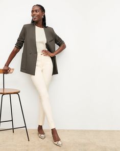 Janette Blazer - Light Ponte :: Ash – M.M.LaFleur Sleek Structured Spring Blazer, Tailored Versatile Workwear Blazer, Tailored Versatile Blazer For Work, Tailored Versatile Blazer For Business Casual, Fitted Notch Lapel Versatile Blazer, Chic Blazer With Structured Shoulders For Business Casual, Chic Business Casual Blazer With Structured Shoulders, Sleek Fitted Pantsuit For Fall, Chic Tailored Blazer For Work