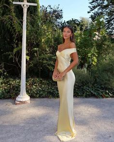 Off Shoulder Satin Bridesmaid Dress - Yellow - Aunomay