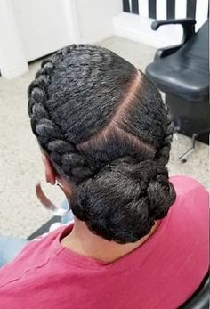 Click for protective styles for natural hair braids latest hairstyle elegant bridal for black women. See updos on medium length to long hair, simple wedding hairstyles & cute edges, also grab... Braids Natural, Hairstyles Protective, Halo Braid, Natural Braided Hairstyles, Natural Braids, Simple Wedding Hairstyles