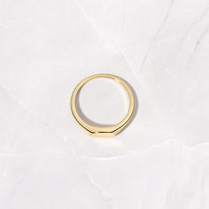 Dainty signet ring that is great for stacking or for a minimalist look! Made of 925 Sterling Silver THICK plating of 14k Gold or Rhodium Available in sizes 4-1 Nickel-free & Hypoallergenic Layering Diamond Necklaces, Minimalist Beauty, Silver Signet Ring, Delicate Earrings, Ring Size Guide, Pearl Ring, Huggies Earrings, Signet Ring, 925 Sterling Silver Jewelry