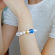 Glass and Baroque Pearl Beaded Bracelet - floysun Pearl Beaded Bracelet, Edison Pearls, Vintage Pearl, Floral Pendant, Tiger Eye Stone, Vintage Pearls, Yellow And Blue, Recycled Gold, Baroque Pearls