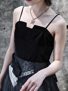 ❤︎ Dark Cool Scissing Ashimsling Dress❤︎ Press The Button, Niche Design, Sling Dress, Suspender Dress, Heart Bag, Gift Of Time, Pearl Chain, White And Black, Black Dress