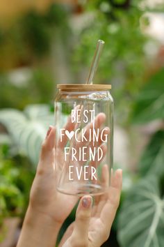 Best friends share a bond like no other. You're not practically closet friends, it also feels like you’re family members who grew up together in one home A glass coffee is a thoughtful gift you can give to your bestie. Not any container will do, it has to be one that beautifully combines fun style with functional features! MAKE YOUR BESTIE LAUGH Tickle your friend's funny bone with a hilarious coffee glass. Our cup features a witty quote that lets your best friends know that you're willing to sh One Home, Online Gift Shop, Witty Quotes, Glass Straws, Tumbler Gift, Fun Style, Bring Happiness, Coffee Humor, Birthday Gifts For Women