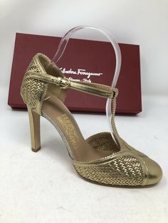 $725 New Salvatore Ferragamo Womens Shoes Gold Pumps Heels 6 C US 36.5 EU Luxury Gold Court Shoes With 4-inch Heel, Luxury Court Shoes With 4-inch Heel For Gala, Designer Heels With Sculpted Heel And Ankle Strap, Designer Heels With Ankle Strap And Sculpted Heel, Pointed Toe Heels For Galas, Luxury Heels With Heel Strap And Round Toe, Leather Almond Toe Heels For Gala, Leather Block Heel For Gala, Leather Block Heel Shoes For Gala