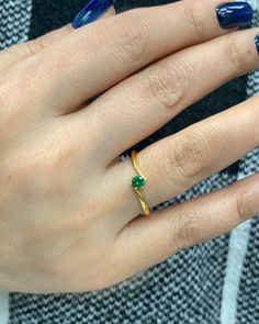 Emerald Engagement Ring in 14K Solid Gold, 6 Prongs Dainty Ring, Classic Solitaire, Best Gift for her, Handmade Jewelry ◎ Details ◎ ○ Gemstone Details .EMERALD Round Cut 3.40 mm approx. 0.33 ct ○ Gold Details 14K Solid Gold Width of Band : 2.00 mm Weight of Ring : approx 2.00 gr Made to Order HANDMADE ITEM ○ Upgrade to Solid 18K Gold, please click the link below: https://www.etsy.com/listing/962826004 ○ For more SOLITAIRE rings : https://etsy.me/3uvvkKG For more EMERALD Jewelry : https://etsy.me 14k Gold Emerald Ring With Prong Setting For Promise, Emerald Solitaire Open Ring For Anniversary, Solitaire Emerald Open Ring For Anniversary, Green Birthstone Ring With Round Band, Solitaire Ring Jewelry For Gift, Emerald Solitaire Stackable Rings For Anniversary, Fine Jewelry Stackable Solitaire Rings For May Birthstone, Emerald Ring With Sterling Silver Round Band As Gift, Adjustable Yellow Gold Emerald Ring As A Gift