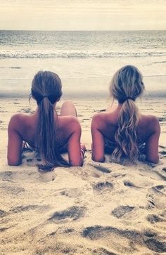 LET THE SEA SET YOU FREE — Alexa Jean Brown Sister Beach Pictures, Beach Foto, Sand Pictures, Photos Bff, Beach Pictures Friends, Photo Summer, Best Friend Photoshoot, 사진 촬영 포즈, Have Inspiration