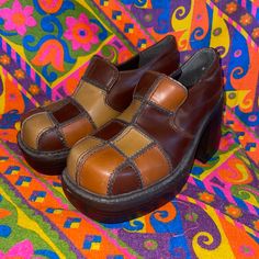 vtg 90s tri tone checkered platforms size 7 stacked 70s style chunky heels brown & tan thick retro disco club checkered geometric mod shoes hippie boho hot summer y2k mary janes size 7  hot menu brand insole measures 9.5" 4" ball  4" in heel height, 6" total height  5.5" volume(over the toe arch) Overall Good condition, some light wear creasing and scuffing Retro Brown Heels For Spring, Retro Brown Platform Heels, Retro Closed Toe Platform Heels, Retro Square Toe Platform Heels, Retro Platform Heels With Square Toe, Retro Heels With Stacked Heel And Square Toe, Retro Brown Heels With Block Heel, Retro Chunky Platform Heels, Retro Brown Closed Toe Heels