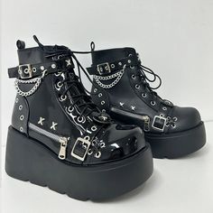 Punk Cosplay, Ankle Combat Boots, Royal Women, Motorcycle Shoes, Womens Footwear, Gothic Shoes, Sale Clothes, All Black Shoes, Platform Heels Boots