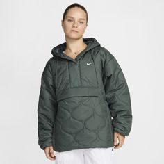 Versatility and comfort in one quilted package. This roomy jacket has snaps along the side and in the front so you can style it your way. And we added a water-repellent finish and a down-alternative fill to help keep you warm. Quilted Anorak, Anorak Jacket, Women Lifestyle, Wet Weather, Jacket Vintage, Nike Sportswear, Nike Jacket, Repellent, Water Repellent