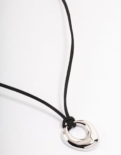 Enter your silver era with this rhodium-toned, organically shaped cord necklace for a '90s-inspired, on-trend look. | Lovisa Rhodium Organic Oval Suede Cord Necklace, Black Suede Cord Necklace, College Fits, Scarf Necklace, Suede Cord, 90s Inspired, Necklace Black, Cord Necklace, Favorite Rings, Organic Shapes