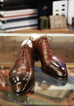 Finsbury Shoes, Gentleman Shoes, Botas Chelsea, Brown Leather Shoes, Brown Shoes, Shoes Brown, Classic Shoes, Prada Shoes, Mens Fashion Shoes