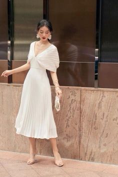 فستان سهرة, Grad Dresses, Dress Silhouette, Midi Maxi Dress, Classic Dress, Classy Dress, Elegant Outfit, Evening Party, Guest Dresses