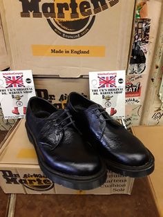 These are authentic Made in England Dr Martens shoes. These have been finished in a Navy abalone leather with Navy dyed sole unit which compliments the upper perfectly.  These have 3 holes and a wider toe box for extra comfort.  They of course have trademark cushioned sole unit.  We have SIZES 6/39, 7/41, 8/42, 9/43 and 11/46 available Colin Baker, Doc Marten Oxford, Dr Martens Shoes, Mens Shoes Boots, Martens Shoes, Dr. Martens, White T, New Shoes, Boots Men