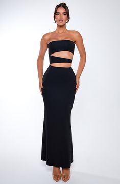 Take their breath away in the Milia maxi, designed in our stretchy, slinky fabric that's double layered to snatch you in all the right places. A strapless neckline and slash details to the body completes the look. 



Colour: Black.

Stretch slinky fabric.

Fully lined.

Strapless neckline.

Slashed style cut outs to body.

Hugs the figure.

Invisible zip fastening.

Maxi length.

Model is an XS and is wearing an XS.

 Size: XS, S, M, L, XL, XXL Strapless Elastane Tube Top For Night Out, Elastane Maxi Dress For Prom, Bandeau Party Dress In Elastane, Strapless Stretch Elastane Maxi Dress, Chic Strapless Maxi Dress In Elastane, Stretch Elastane Tube Top For Party, Stretch Strapless Maxi Dress, Stretch Cutout Maxi Dress For Night Out, Fitted Bandeau Maxi Dress For Gala