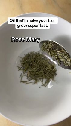 Learn this simple rosemary and cloves for hair growth DIY and watch how fast your hair grows! If you are looking for a simpler method that makes the oil last much longer, visit my blog to learn the step by step process of how to grow hair faster! Video Credit: @bunila20 #HairLossSolution #RosemaryOil #DIYHairTreatment #HairGoals Long Hair Growing Tips, Cloves For Hair Growth, Recipe For Hair Growth, How To Grow Hair Faster, For Fast Hair Growth, How To Grow Hair, Faster Hair Growth