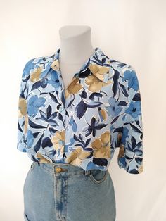 Lovely vintage shirt with flower pattern - watercolor style Multicolor Collared Hawaiian Shirt With Floral Print, Spring Hawaiian Collared Shirt, Spring Hawaiian Shirt With Floral Print, Hawaiian Long Sleeve Shirt For Spring, Spring Hawaiian Printed Shirt, Summer Floral Print Button-up Blouse, Summer Floral Print Collared Shirt, Floral Print Hawaiian Button-up Shirt, Hawaiian Floral Print Button-up Shirt