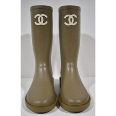 Chanel Rev Dark Beige Caoutchouc White Cc Logo High Pull On Rubber Rain Boots 41 ********** Chanel ********** Brand: Chanel Size: 41 (Know Your Chanel Size) Name: High Boots Color: Dark Beige Style: Rain Boots Season: Rev Style#: G39620 X56326 0q303 Material: Caoutchouc White Cc Logo Dark Beige Rubber Caoutchouc Material Stacked Back Heel With Chanel Logo Pull On Style High Rain Boots Brand New In Box, Comes With Box And Dust Bag 100% Authentic Or Your Money Back Great Gift I Ship Worldwide Any Chanel Rain Boots, Style Rain Boots, High Rain Boots, Chanel Brand, Chanel Logo, Beige Style, Dark Beige, Boot Brands, Cc Logo