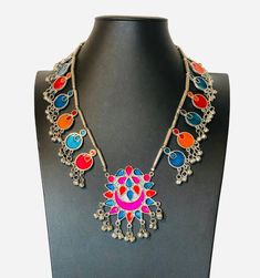 This listing is for multicolor long necklace. All design have 1 pc only. this can be wear on western wear like solid dresses and jeans top. This can be wear with sari and suites too. free shipping within usa. this design avail in 2 more color which is pink, blue, multi Kundan Necklaces, Check Dress, Jean Top, Solid Dress, Etsy Shipping, Western Wear, All Design, Long Necklace, Necklace Set