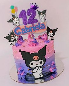 Tortas personalizadas #tortaspersonalizadas #tortakurumi #kurumi Kurumi Birthday Cake, Kurumi Cake Design, Kuromi Cake Ideas Birthdays, Kuromi Cake Design, Kuromi Cake Ideas, Kuromi Party Ideas, Kuromi Cakes, Kuromi Birthday Cake, Pastel Kuromi