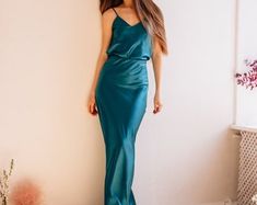 Top With Long Skirt, Set Skirt And Top, Bridesmaid Look, Long Silk Skirt, Silk Bridesmaid Dresses, Silk Camisole Top, Silk Cami Top, Silk Satin Dress, Dress Suits For Men