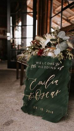 Emerald Green and Gold Wedding Ideas and Inspo | Bridal Shower 101 Dark Green Wedding Reception, Wedding Dark Green Theme, Green And Cream Wedding, Emerald Green Wedding Theme, Olive Wedding, Green Invitations, Green Themed Wedding, 2025 Wedding, Emerald Green Weddings